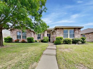 1761 Cliffbrook Dr, Rockwall, TX 75032
