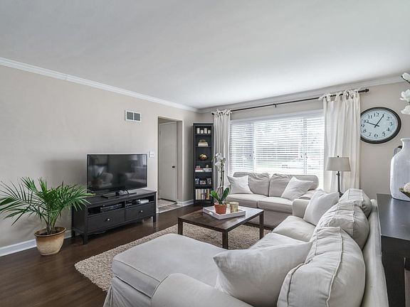 3025 Mountview_MLS_06