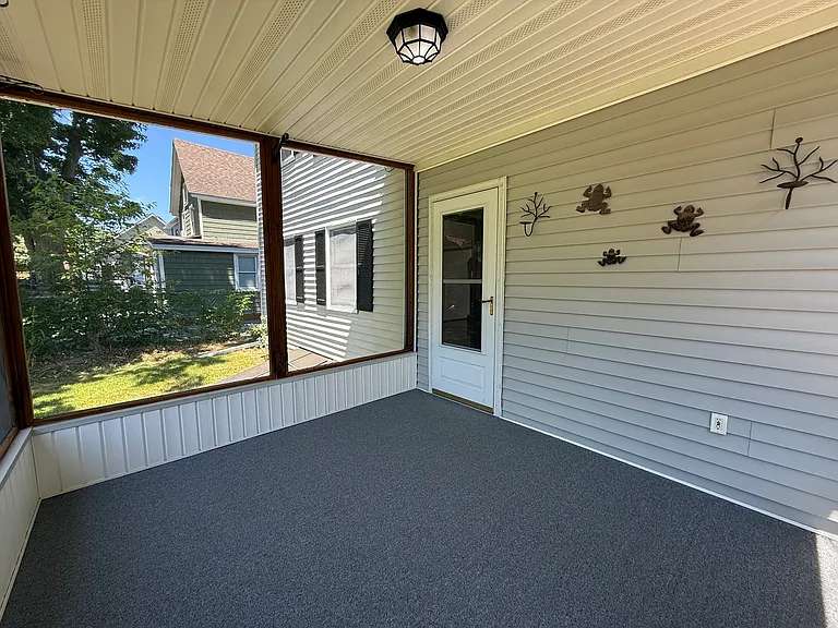 20 Lyman St — Photo 13