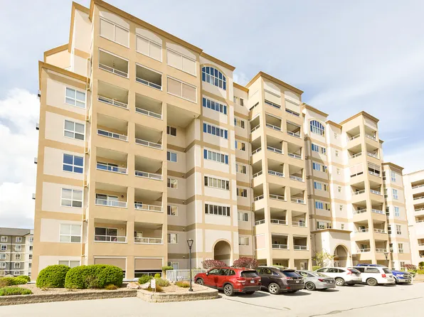 2285 Atkinson St #407, Penticton, BC V2A 8R7