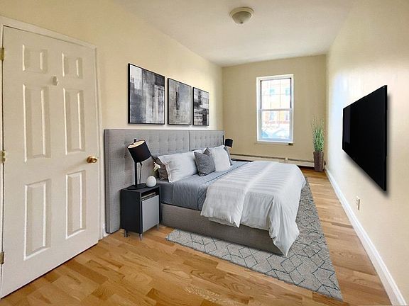 4th image of 22-05 35th St #2E