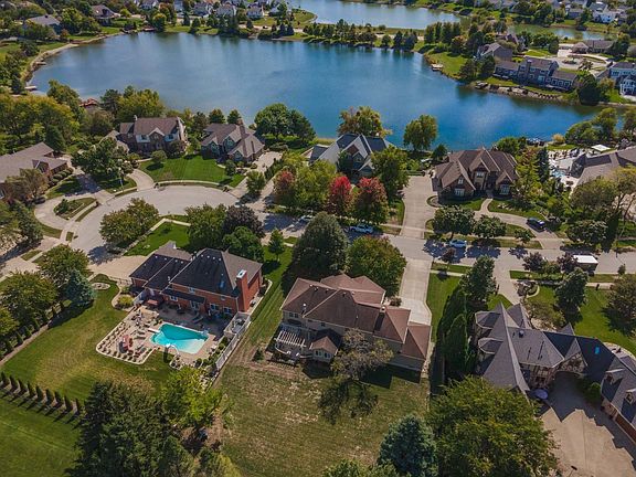 3rd image of 10 Stoney Ct