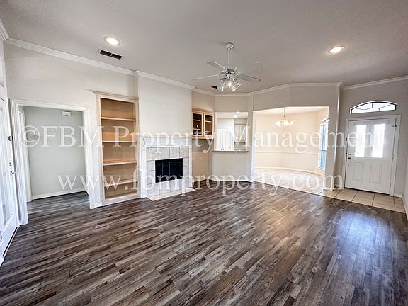 5th image of 708 Nandina Way