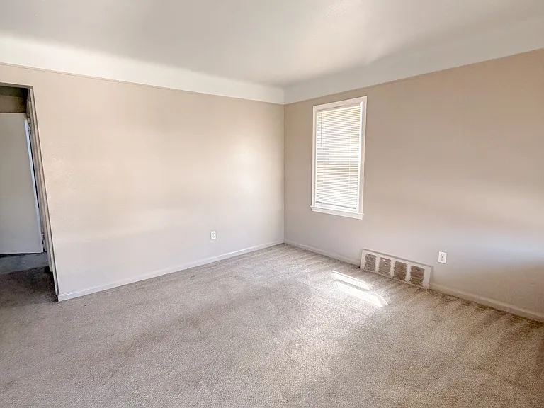 19170 Joann Ave — Photo 3