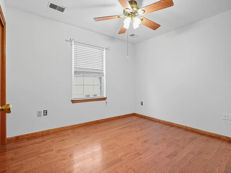 87 Cottage St #2 — Photo 6