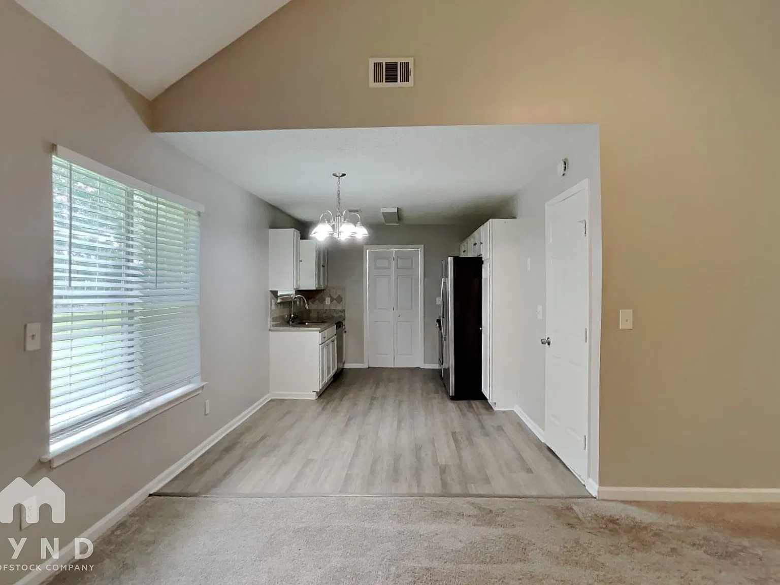 3 bed, 2.0 bath, 1776 sqft, $1,899 — Photo 4