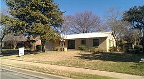 2nd image of 1113 Parkdale Dr