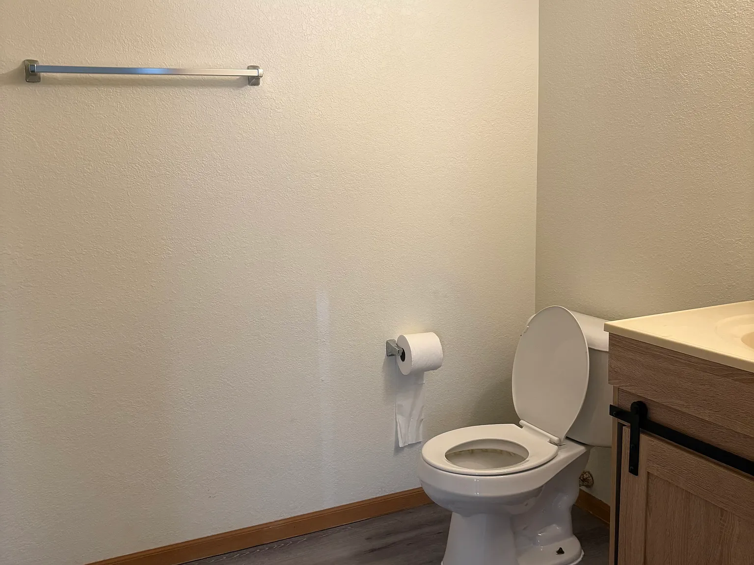 2 bed, 1083 sqft, $1,450 — Photo 4
