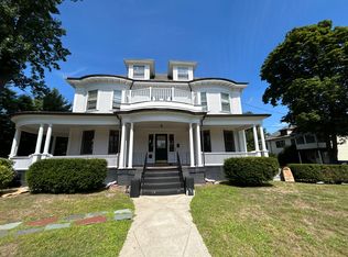 79 Church St #1, Winchester, MA 01890