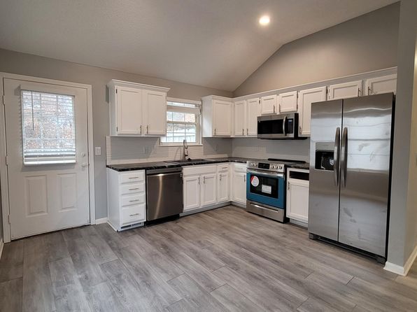 18303 E 12th Ter N