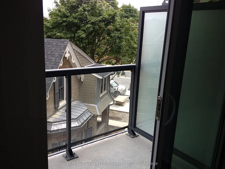 7608 Yonge St #422 — Photo 8