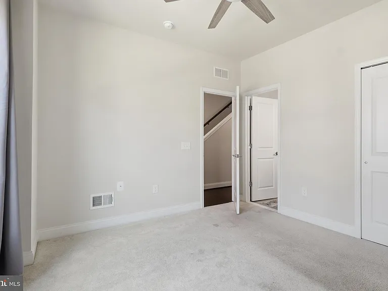 1946 Greenbriar Hall Rd — Photo 19