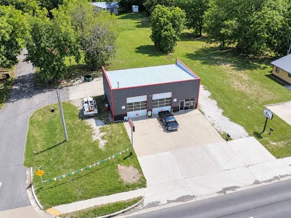 304 E Wilson St, Valliant, OK 74764