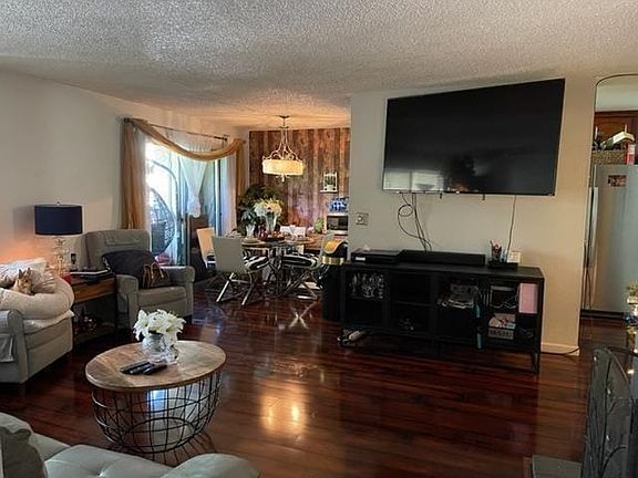 5th image of 247 N Capitol Ave Unit 253