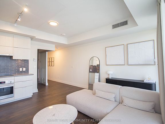 4th image of 10 Rouge Valley Dr W #1005
