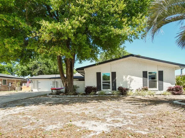 1623 Date Palm Dr, Niceville, FL 32578