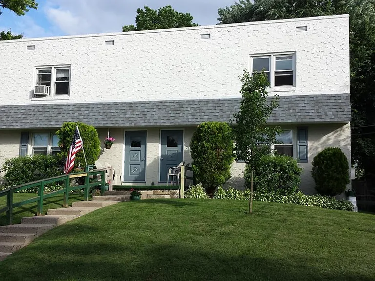 530 Vincent St #3 — Photo 1