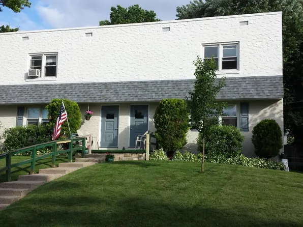 530 Vincent St #3, Spring City, PA 19475