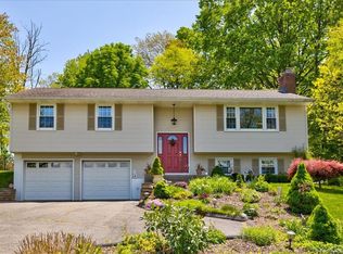 220 Tulip Dr, Meriden, CT 06450