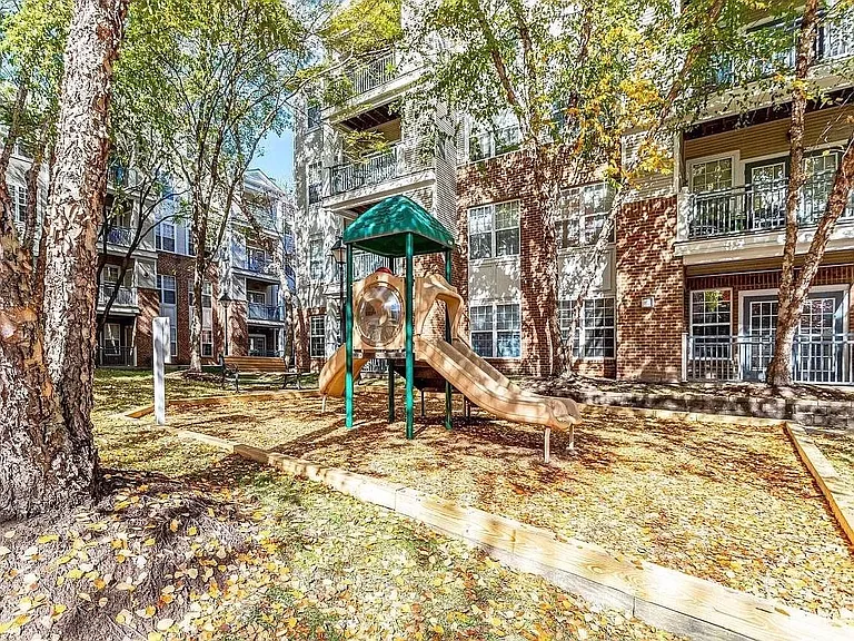 3015 Nicosh Cir #2407 — Photo 28