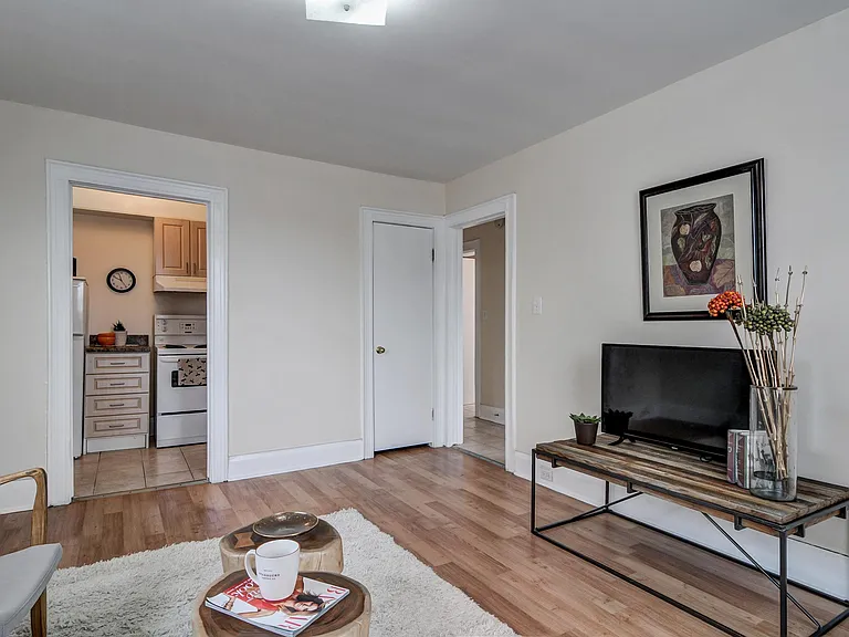 5 Donlands Ave — Photo 10