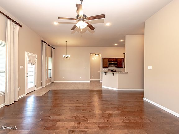 5th image of 103 Broland Dr
