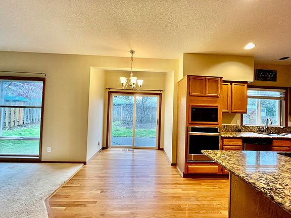 4th image of 14545 SE 130th Dr