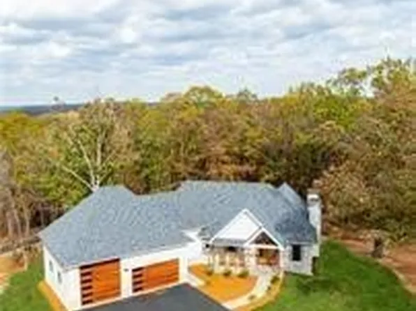 10 Strawberry Fld, Camdenton, MO 65020