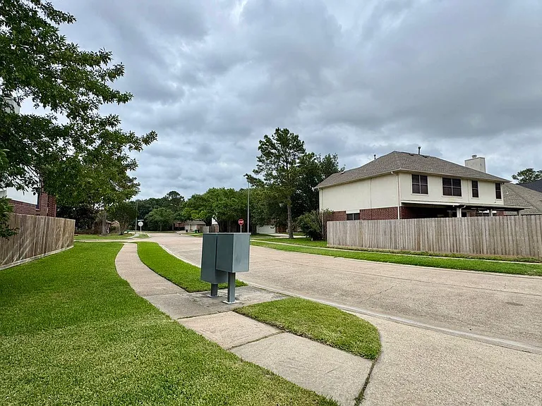 15027 Winding Black Cherry Ln — Photo 39