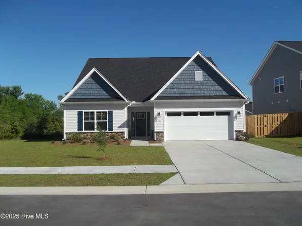 111 Paver Lane, Hampstead, NC 28443