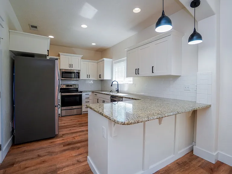1655 N Azurite Pl — Photo 13