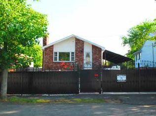 18 Eustis St, Revere, MA 02151