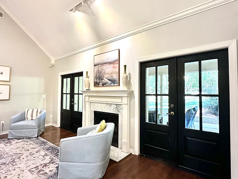 114 Ethan Cv — Photo 21