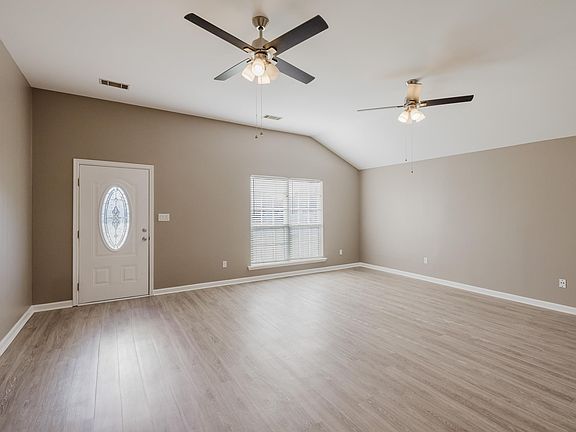 4th image of 513 Hidden Forest Dr