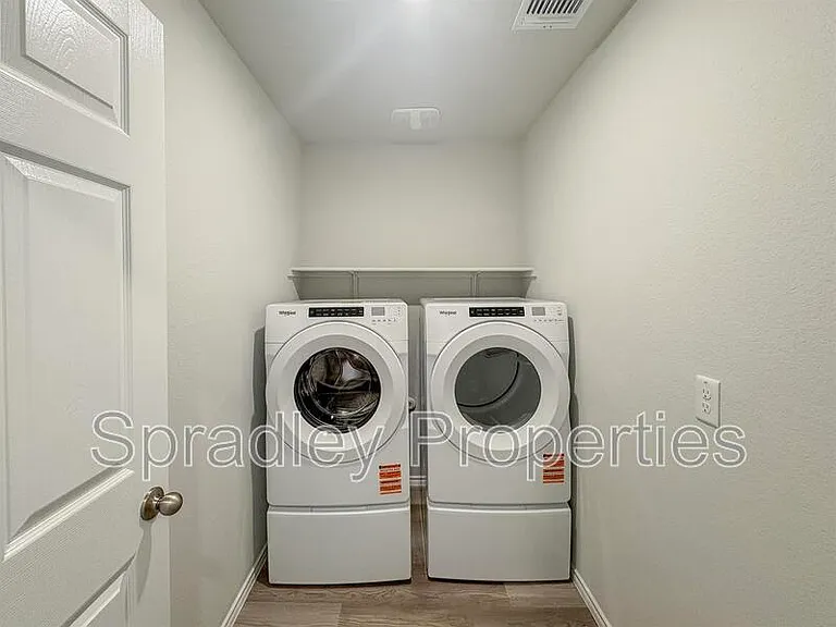 2215 Turmeric Ct — Photo 8