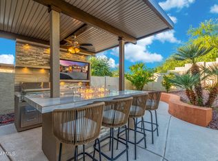 6430 W HACKAMORE Drive, Phoenix, AZ 85083