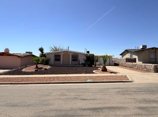 204 Three Rivers Dr, El Paso, TX 79912