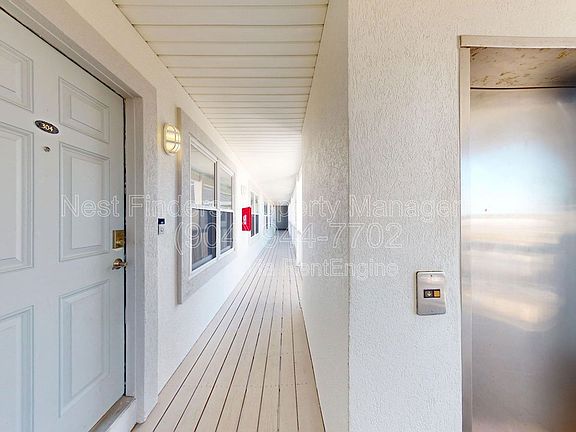 2nd image of 1412 1st St N APT 304