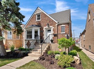 2730 N Mango Ave, Chicago, IL 60639