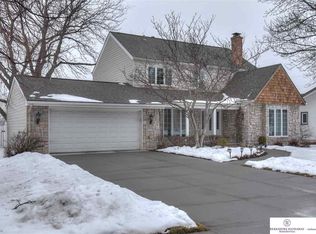 11120 Sahler St, Omaha, NE 68164