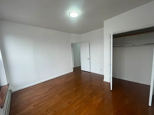 Rented by SAFEGUARD REALTY PARTNERS LLC | media 10