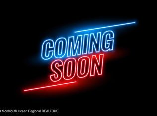 6 Briartwist Ln, Howell, NJ 07731