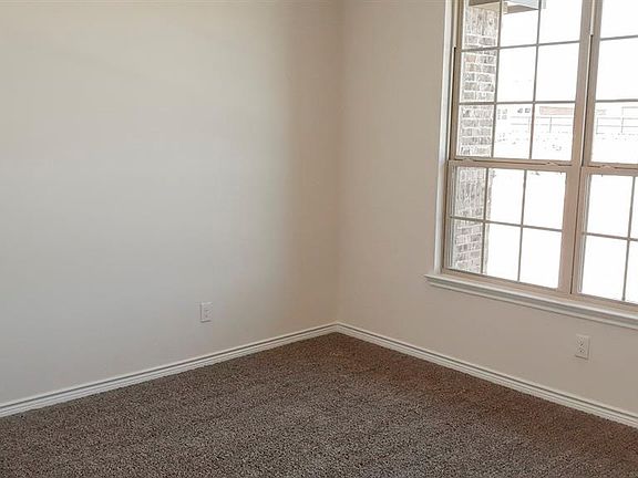 4th image of 2324 High Meadow Dr