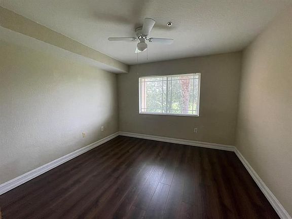 2nd image of 161 SW Palm Dr APT 306