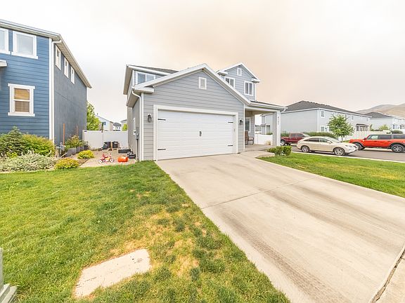 3rd image of 4765 E Breezy Patch Rd