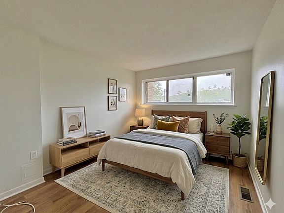 2nd image of 425 Rathburn Rd E #74