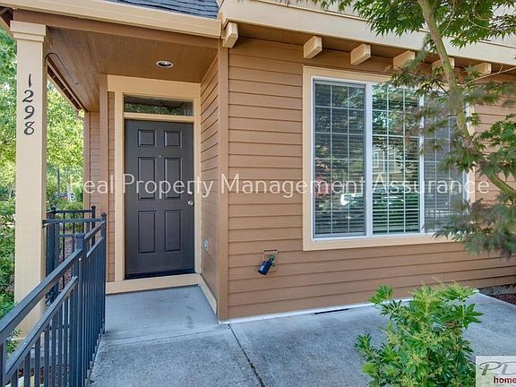 2nd image of 1298 SE Bianca St