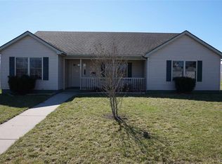 1232 Hugh St, Fort Wayne, IN 46803