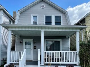 912 Lincoln Ave, Blakely, PA