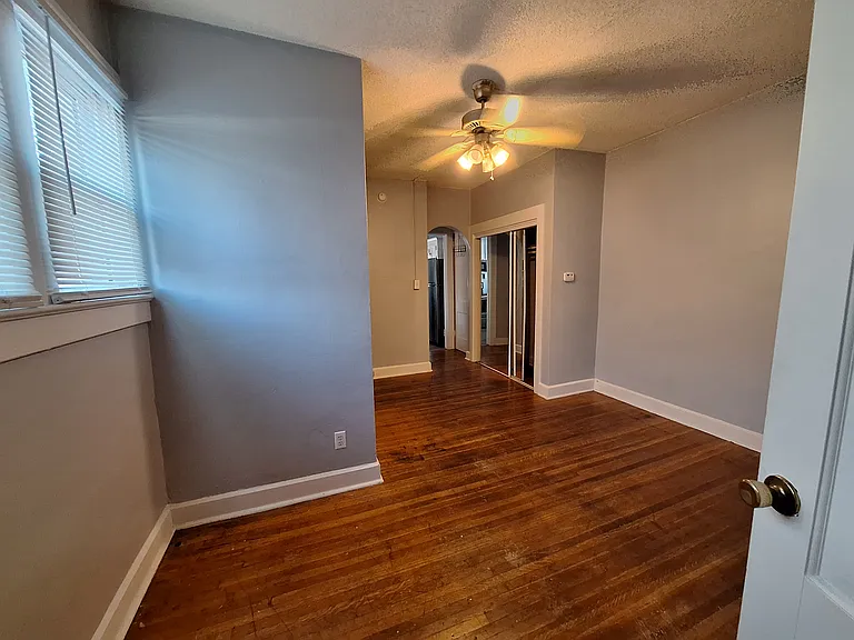 4843 N College Ave #4843 — Photo 6
